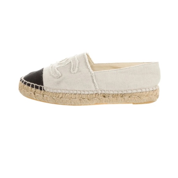 Interlocking CC Logo Canvas Espadrilles Chanel size 37 - Picture 2 of 7